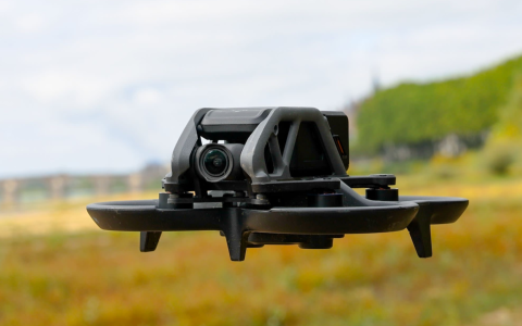 新手最佳入手無人機！DJI Avata評測：耐用、易操作，新手不怕炸機